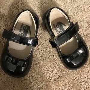 Black Patent Girls Shoes Size 6